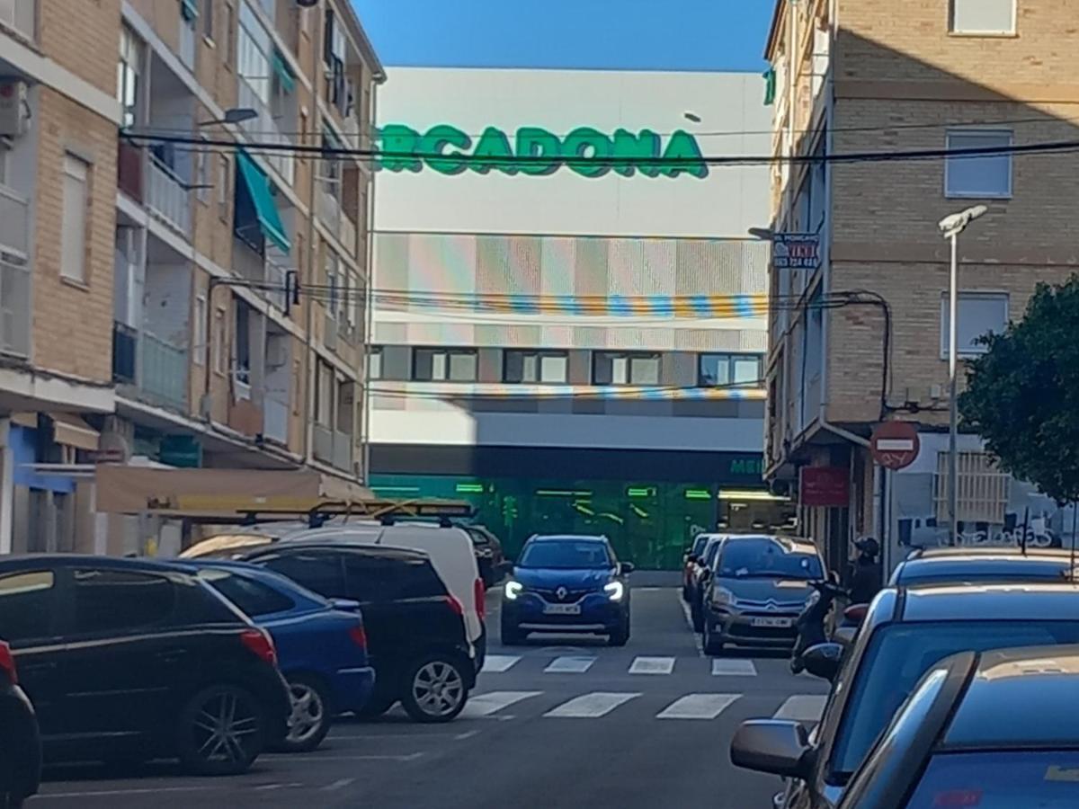 Macarena III Apartments, 300 Meter Zu Playa Del Cura ตอร์เรเวียคา ภายนอก รูปภาพ